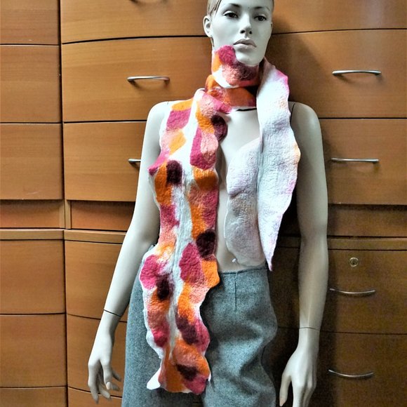 FELTED WOOL HANDMADE LONG SCARF GIFT FOR WOMEN - Picture 2 of 11